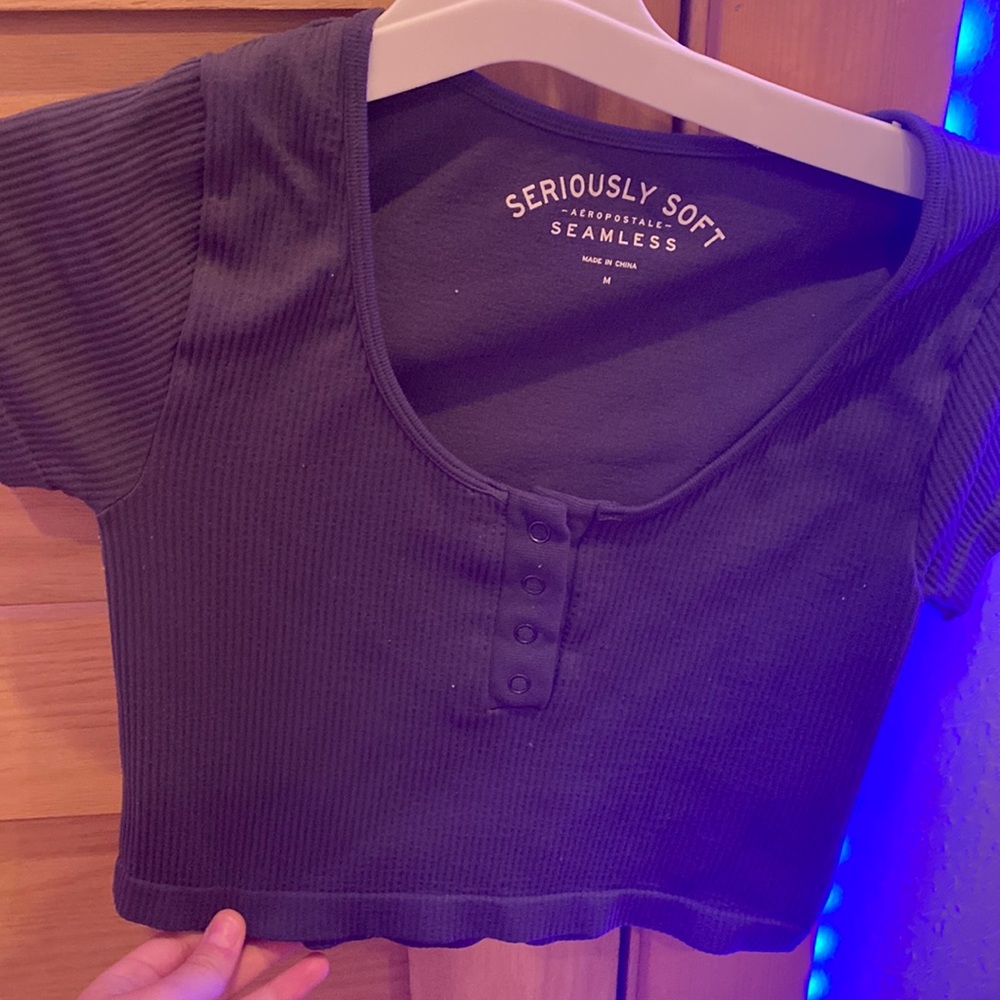 American Eagle blue baby t